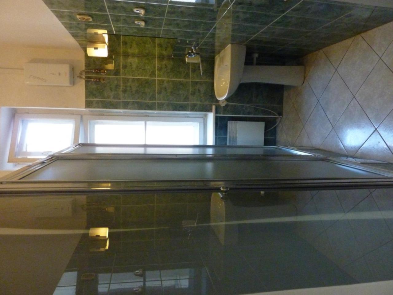 Hostel Witt วอร์ซอ ภายนอก รูปภาพ