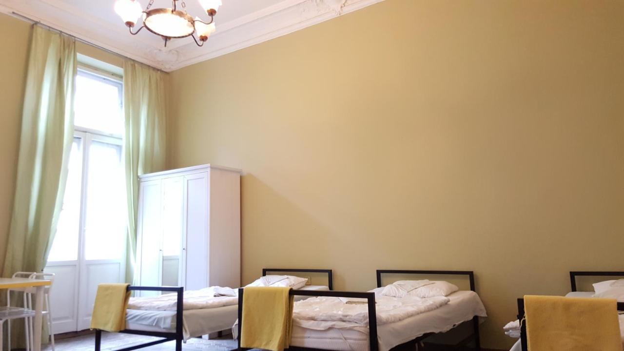 Hostel Witt วอร์ซอ ภายนอก รูปภาพ