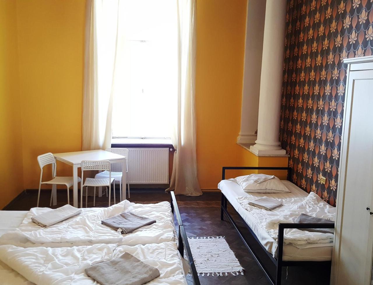 Hostel Witt วอร์ซอ ภายนอก รูปภาพ